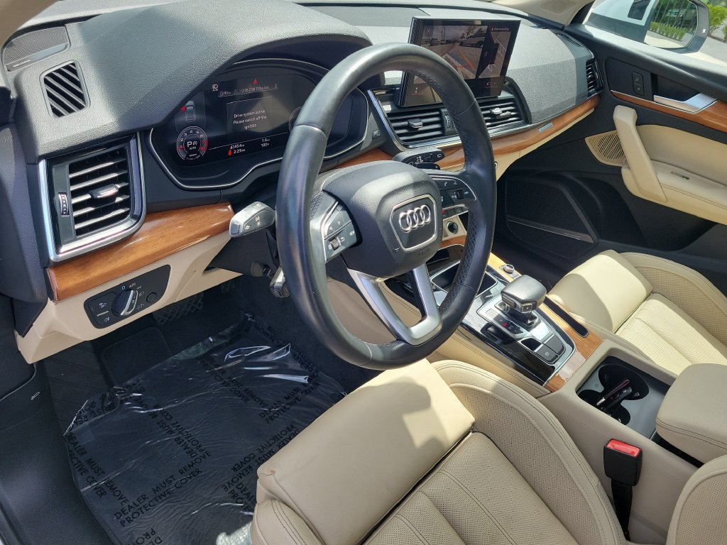 Used 2023 Audi Q5 2.0T Premium Plus w/ Premium Plus Package AWD/4WD image 25