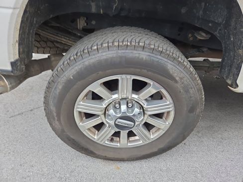 Used 2019 Ford F350 Limited AWD/4WD image 3