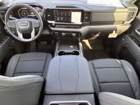 New 2026 GMC Sierra 2500 SLT w/ Texas SLT Premium Package AWD/4WD image 9