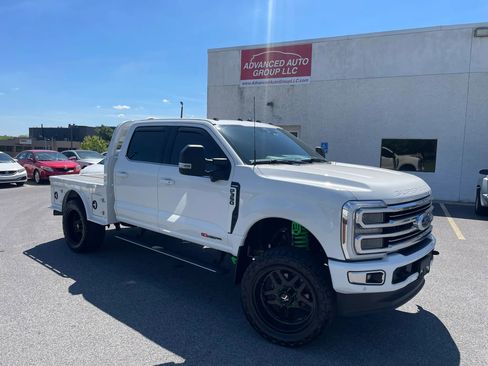 Used 2024 Ford F350 Limited w/ FX4 Off-Road Package AWD/4WD image 3