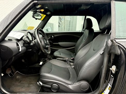 Used 2011 MINI Cooper Convertible image 14