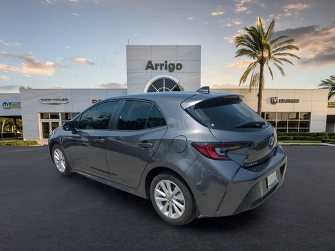 Used 2025 Toyota Corolla SE FWD image 8