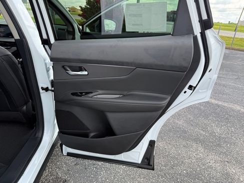 New 2026 Nissan Murano SV AWD/4WD image 21
