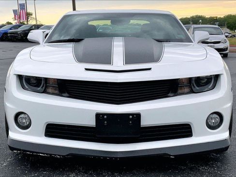Used 2011 Chevrolet Camaro SS w/ RS Package RWD image 3