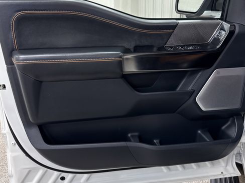 Used 2022 Ford F150 Platinum w/ Equipment Group 701A High image 4