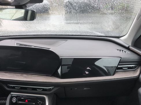 Used 2025 Audi Q5 Premium Plus w/ Premium Plus image 11