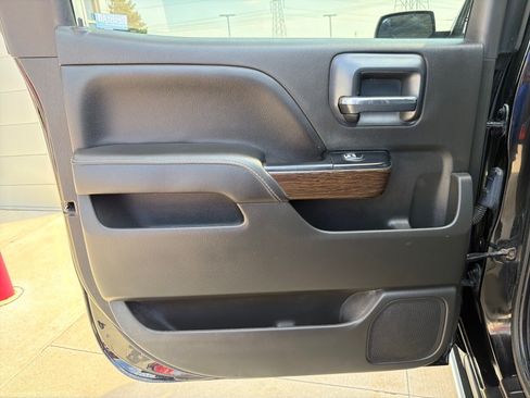 Used 2017 GMC Sierra 1500 Denali w/ Denali Ultimate Package AWD/4WD image 21