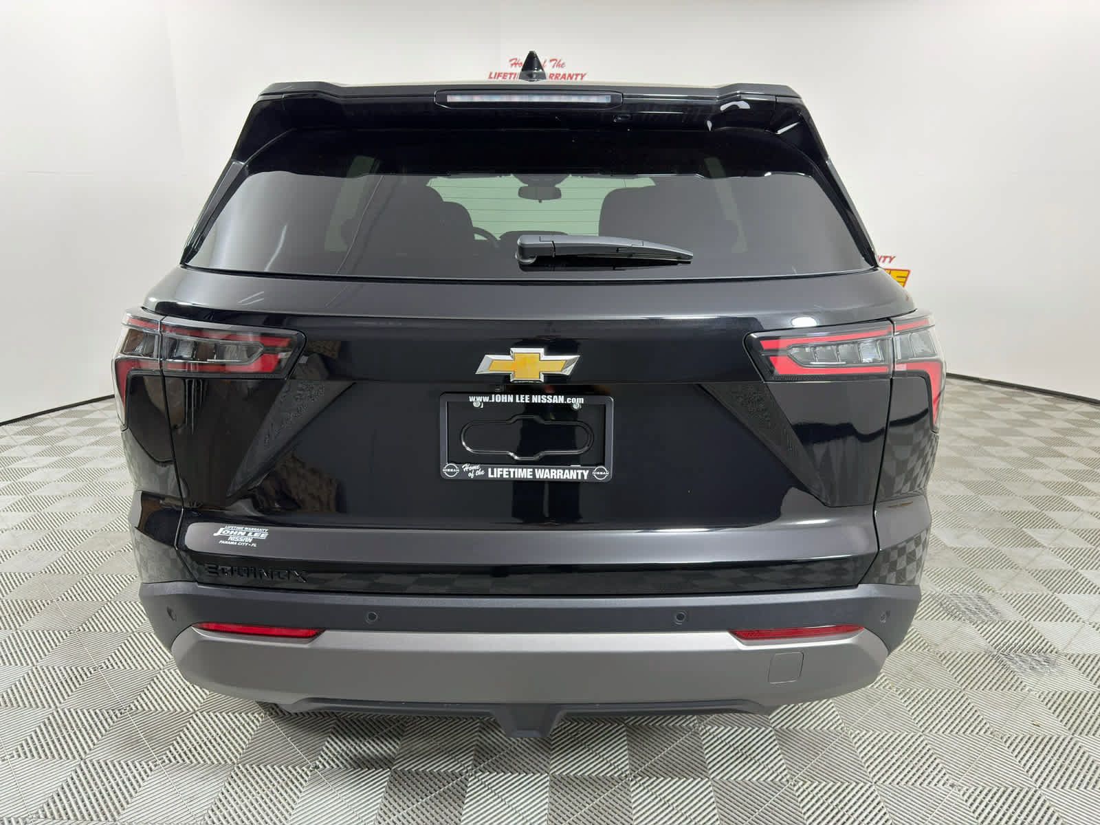 Used 2026 Chevrolet Equinox LT FWD image 4