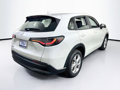 Used 2024 Honda HR-V LX image 5