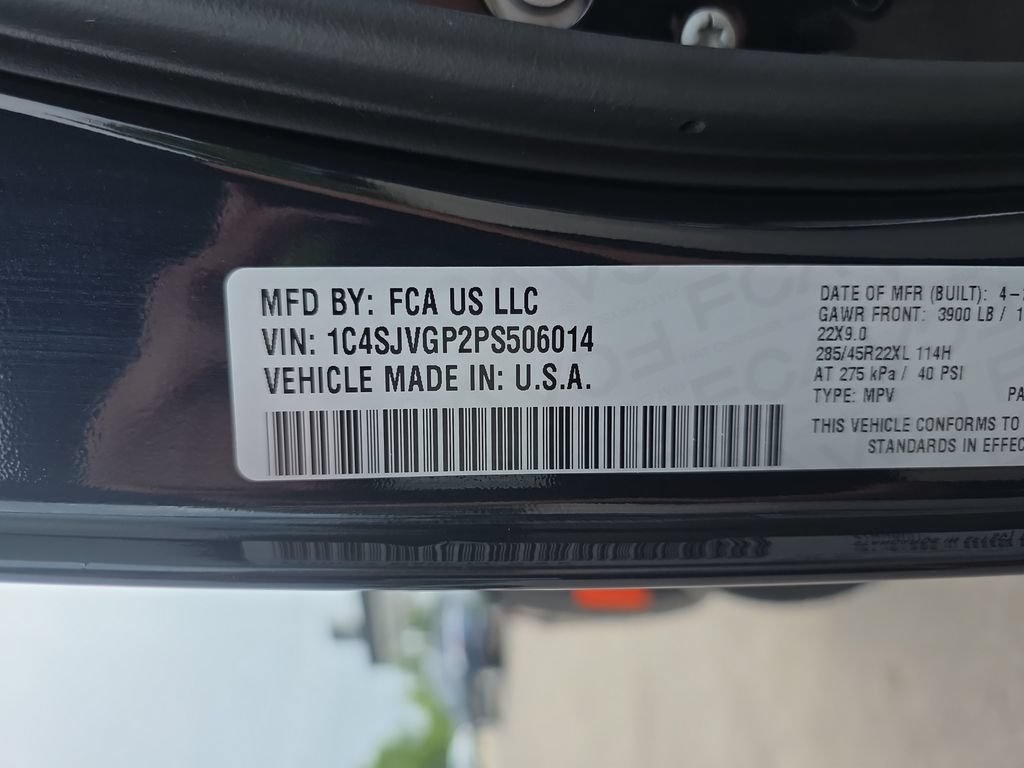 Used 2023 Jeep Grand Wagoneer Series III AWD/4WD image 41