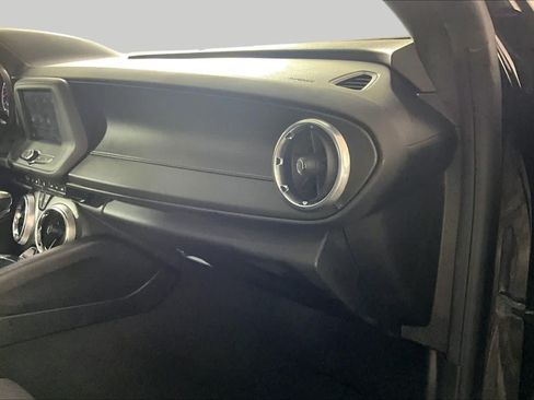 Used 2019 Chevrolet Camaro LT RWD image 17