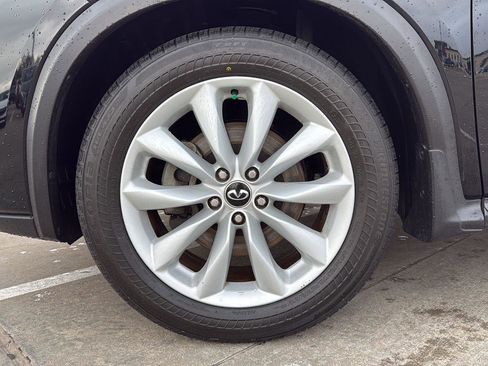 Used 2019 INFINITI QX50 Pure image 12