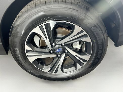 Used 2024 Subaru Crosstrek 2.0i Premium image 11