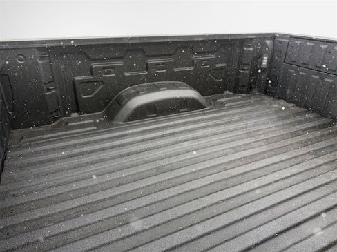 Used 2024 Chevrolet Silverado 2500 LT w/ Midnight Edition image 25