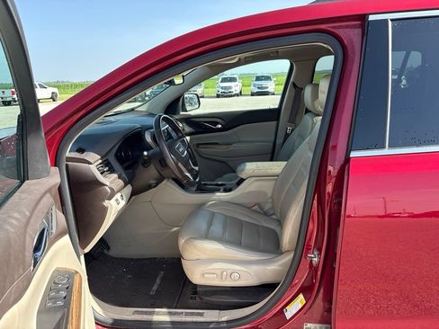 Used 2019 GMC Acadia Denali AWD/4WD image 29