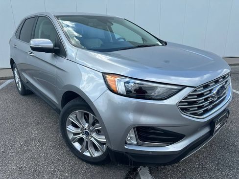 Used 2022 Ford Edge Titanium AWD/4WD image 10