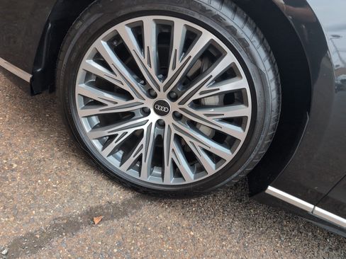 Used 2021 Audi A8 L 3.0T image 10