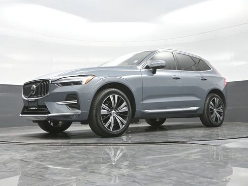 Used 2023 Volvo XC60 B5 Plus w/ Protection Package Premier image 23