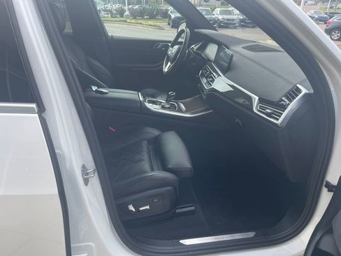 Used 2023 BMW X5 xDrive40i w/ Premium Package image 17
