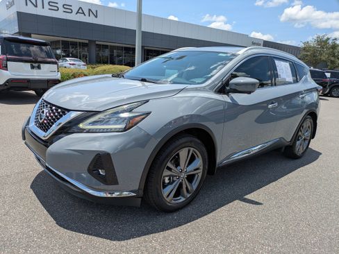 Used 2021 Nissan Murano Platinum w/ Cargo Package FWD image 8