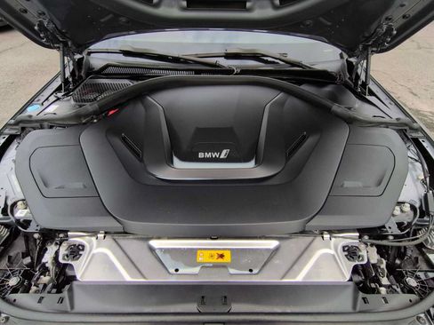 Used 2023 BMW i4 eDrive35 w/ Premium Package RWD image 15