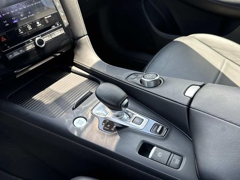 Used 2022 INFINITI QX50 Essential AWD/4WD image 7
