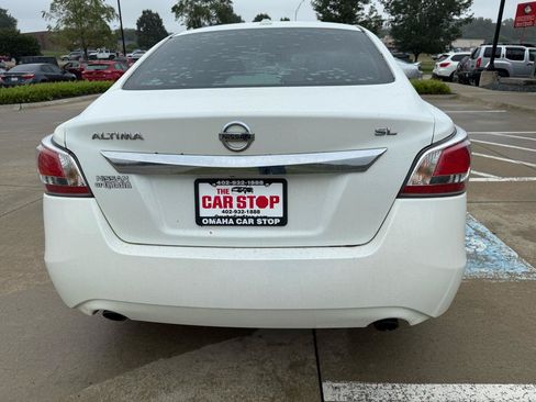 Used 2015 Nissan Altima 2.5 SL w/ Moonroof Package FWD image 8