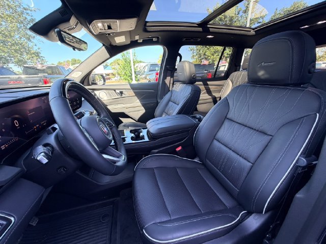Used 2025 Buick Enclave Avenir w/ Super Cruise Package AWD/4WD image 14