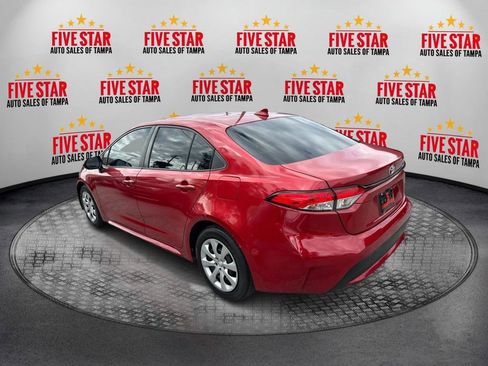 Used 2020 Toyota Corolla LE image 5