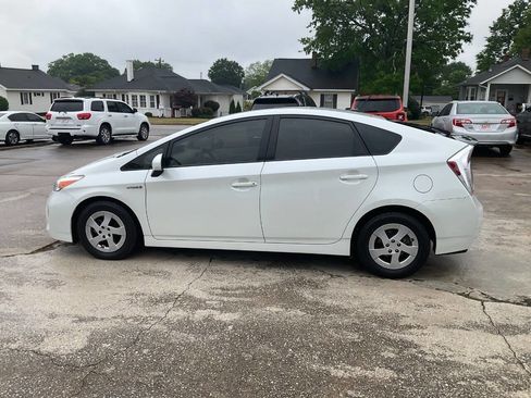 Used 2015 Toyota Prius Three FWD image 6