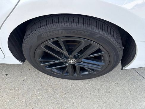 Used 2025 Toyota Camry LE FWD image 13