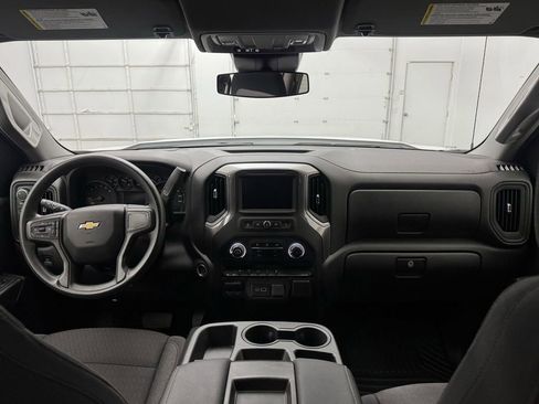 Used 2024 Chevrolet Silverado 1500 Custom image 11