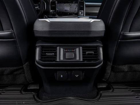 Used 2026 Ford F150 Raptor AWD/4WD image 34