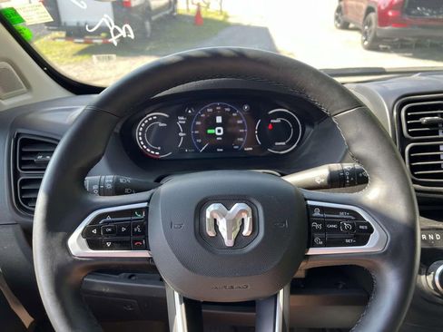 New 2024 RAM ProMaster 3500 w/ Delivery Van Package image 28