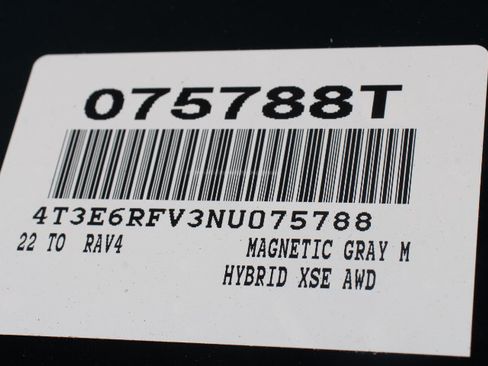 Used 2022 Toyota RAV4 XSE AWD/4WD image 29