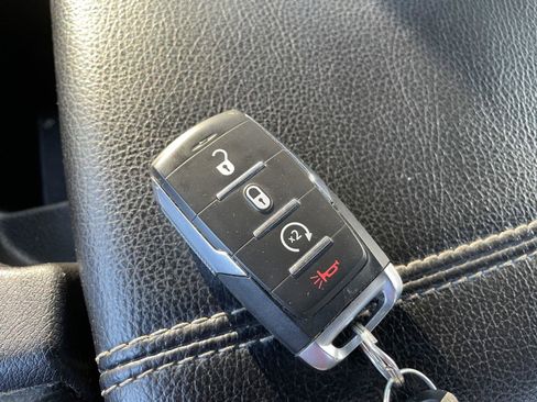 Certified 2025 RAM 1500 Laramie image 27