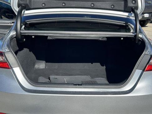 Certified 2021 Toyota Camry SE image 13