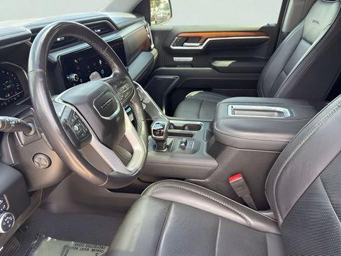 Used 2022 GMC Sierra 1500 Denali w/ Denali Reserve Package AWD/4WD image 11