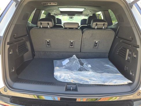 New 2026 Buick Enclave Sport Touring w/ Power Package FWD image 18