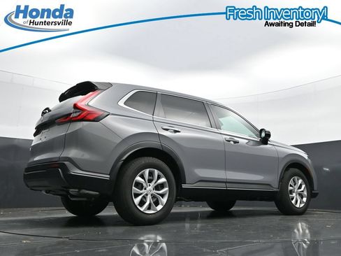 Used 2025 Honda CR-V LX image 40