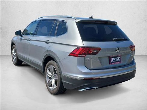 Used 2021 Volkswagen Tiguan SE image 5