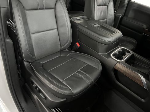 Used 2022 Chevrolet Silverado 1500 High Country w/ LPO, Dark Essentials Package image 25