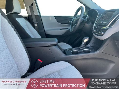 Used 2023 Chevrolet Equinox LT image 24