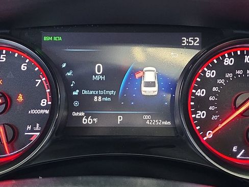 Used 2022 Toyota Camry XSE FWD image 40