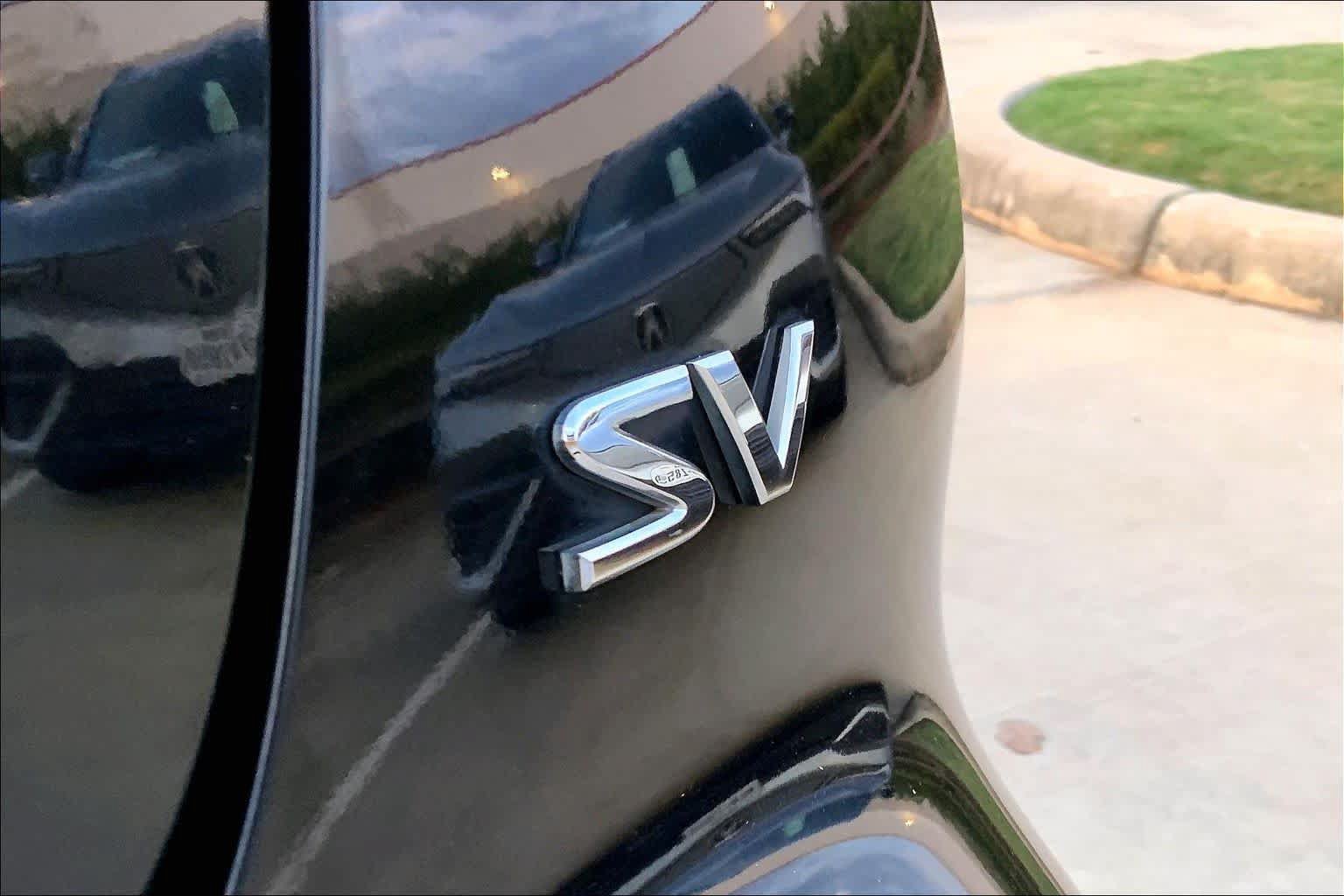 Used 2016 Nissan Juke SV FWD image 10
