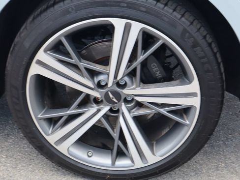 Used 2025 Genesis GV80 3.5T e-SC AWD/4WD image 13
