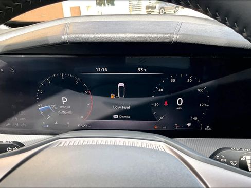 Used 2025 Nissan Murano SV FWD image 24