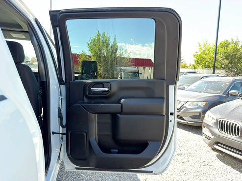 Used 2022 Chevrolet Silverado 2500 LT w/ Fleet Comfort Package AWD/4WD image 20
