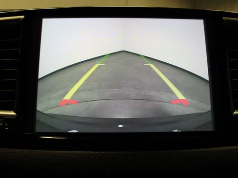 Used 2026 Chrysler Pacifica Limited w/ S Appearance Package FWD image 28