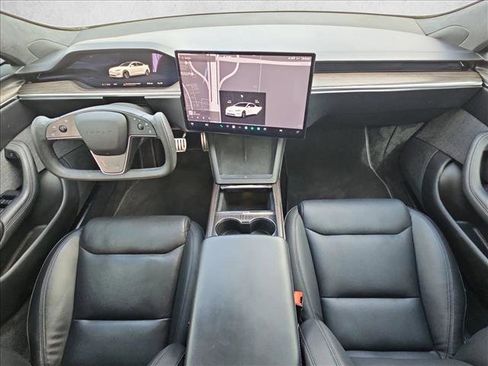 Used 2022 Tesla Model S image 18